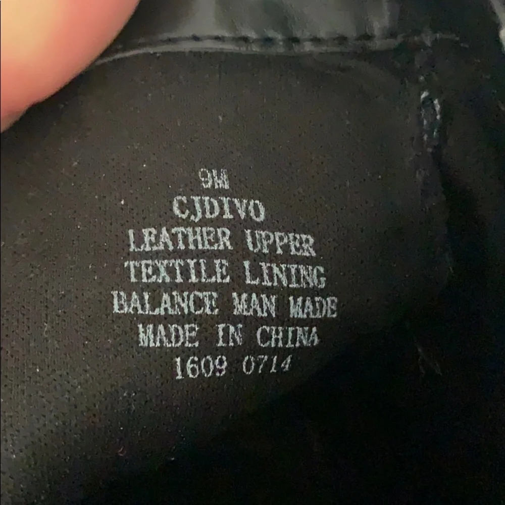 Circa JOAN and DAVID Luxe Leather CJ DIVO Booties - Picture 7 of 8